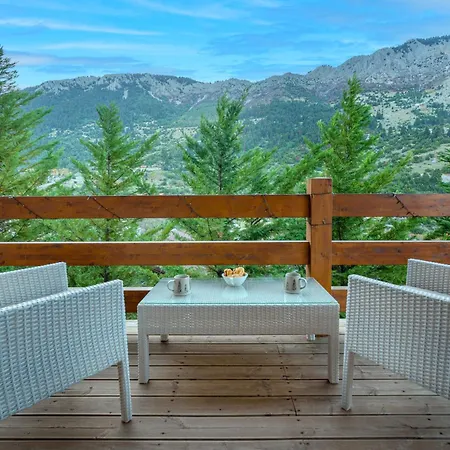 The Mountain House In Parnassus Appartement Eptálofos