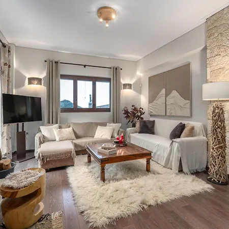 The Mountain House In Parnassus Eptálofos