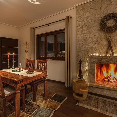 Daire The Mountain House In Parnassus
