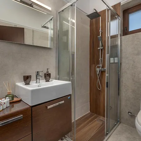 The Mountain House In Parnassus